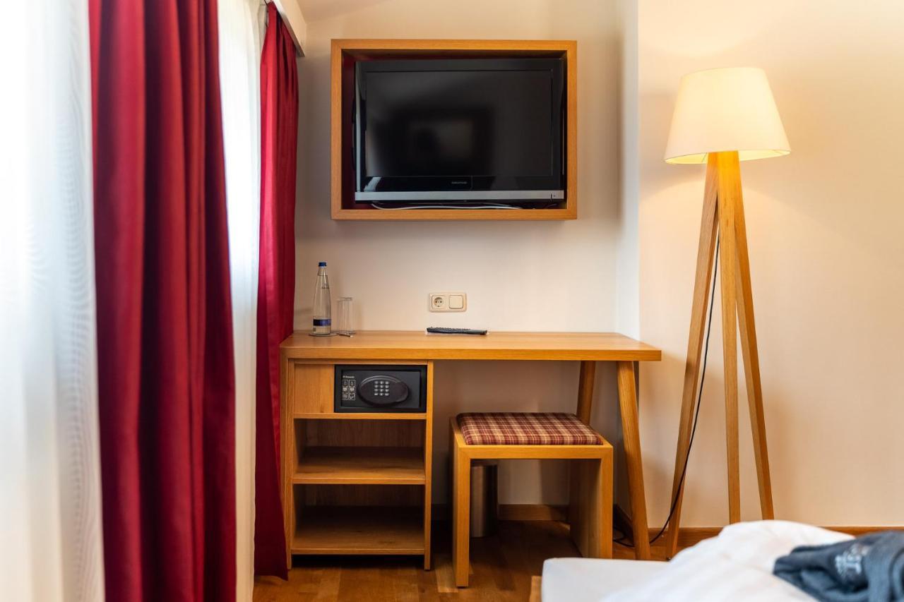 Landhotel Postwirt Ґрафенау Екстер'єр фото
